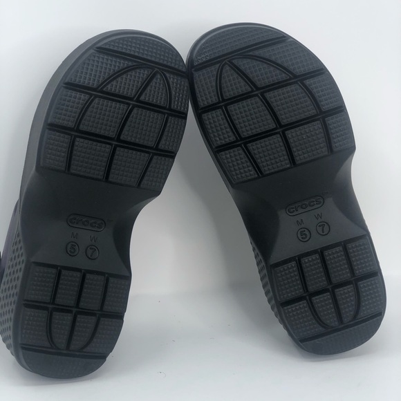 Crocs Women’s Stomp Fisherman Sandal 209938 Purple Black - Size 7 - Picture 2 of 10